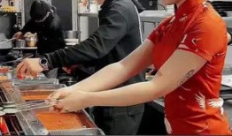 烧烤老板爆料视频,烧烤行业背后的惊人内幕